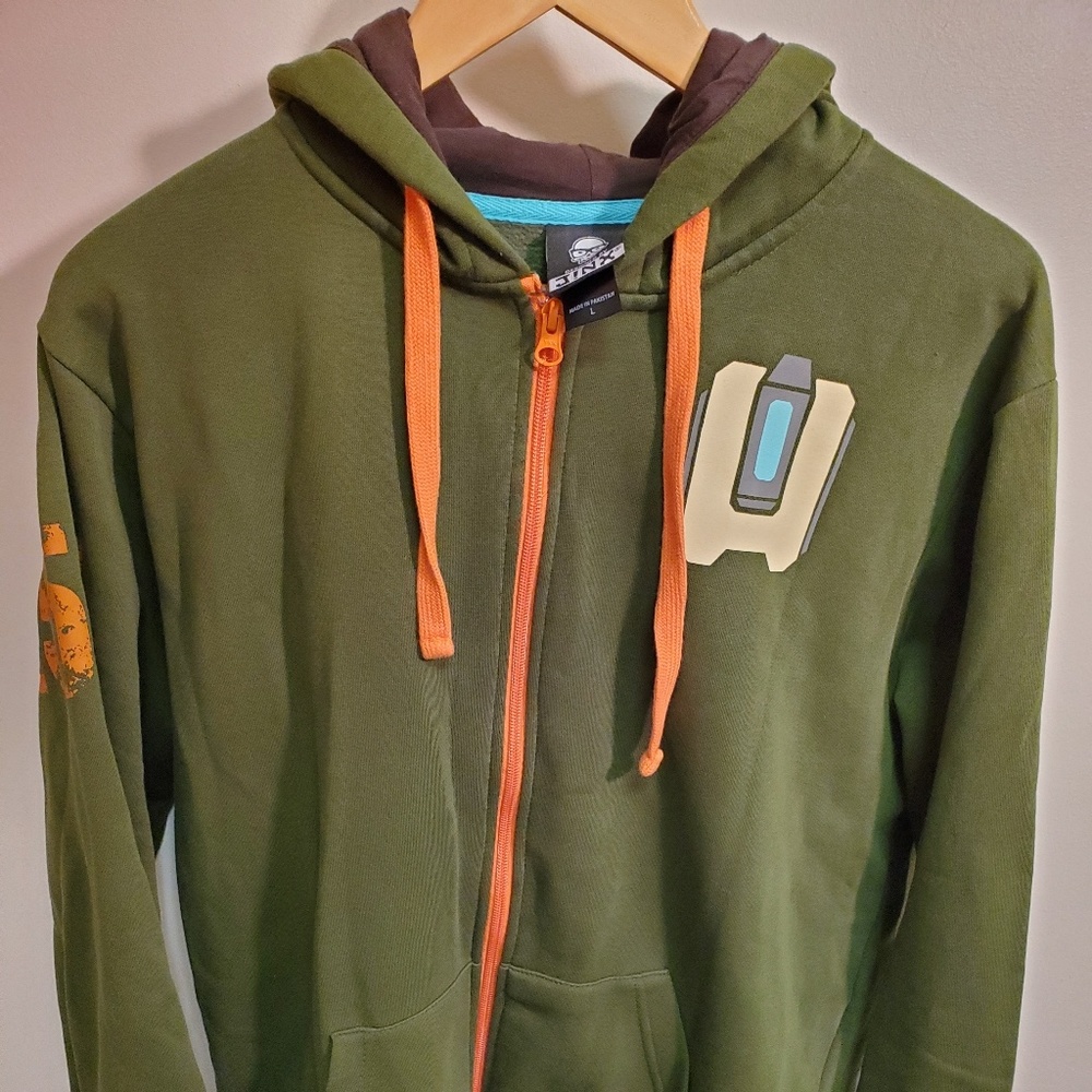 Jinx overwatch jacket NWOT size Large Bastion